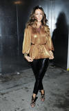 th_02579_celebrity-paradise.com-The_Elder-Sarah_Jessica_Parker_2010-02-15_-_Halston_fashion_show_891_122_130lo.jpg