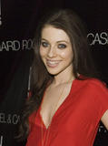 th_86758_michelle-trachtenberg_bikini-uhq03_122_196lo.jpg