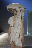 th_60894_Hussein_Chalayan_Paris_Fashion_Show_005_123_378lo.jpg