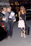 th_96932_Celebutopia-Eva_Mendes_returns_to_her_hotel_after_a_day_of_shopping_in_New_York_City-01_122_938lo.jpg