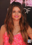 th_16077_Selena_Gomez_Katy_Perry_Part_of_me_Premiere_in_Hollywood_June_26_2012_005_122_982lo.jpg
