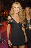 th_98846_fashiongallery_VSShow08_Arrivals_HeidiKlum-11_122_996lo.jpg