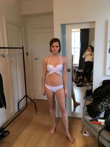 Emma Watson â€“ Leaked Personal Pictures-15s4ikcu4c.jpg