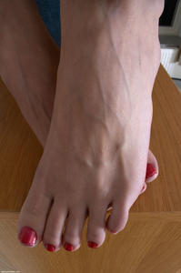 Blonde girl dirty feet and soles 2 -24ite2st4n.jpg
