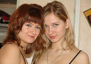 Posing Naked With Friend x151-64stbld4g0.jpg
