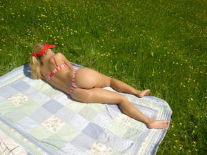Sexy Blonde at Home and Outdoor-24ddgubjae.jpg